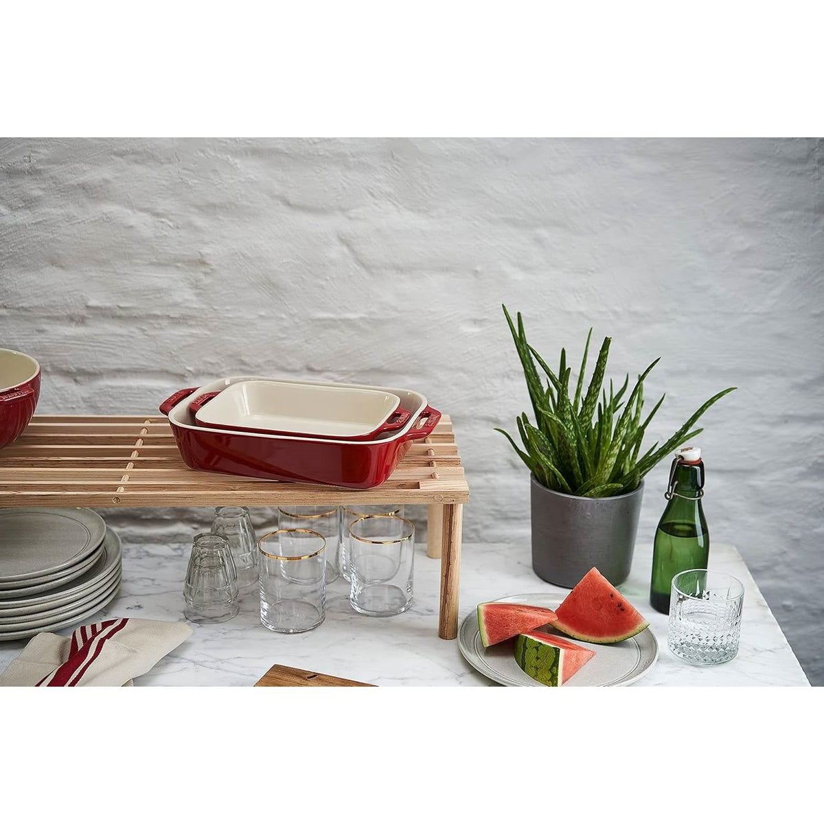 2 Piece Stoneware Baking Dish Set in Cherry Red / Ivory