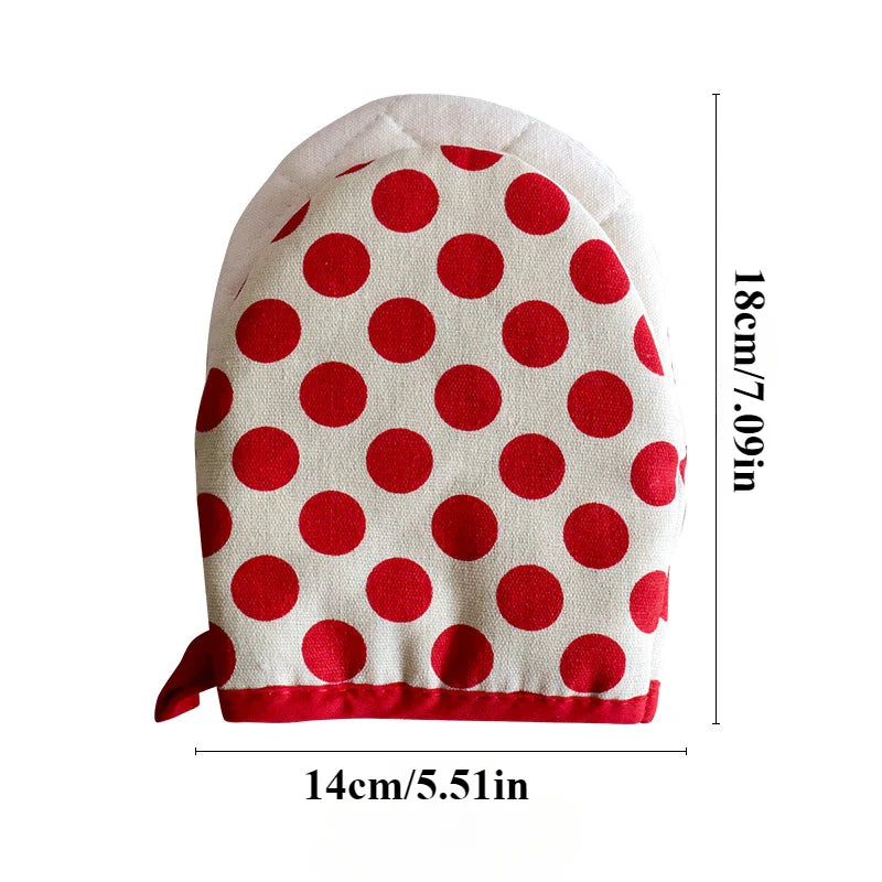 Polka Dot Heat Resistant Oven Mitts
